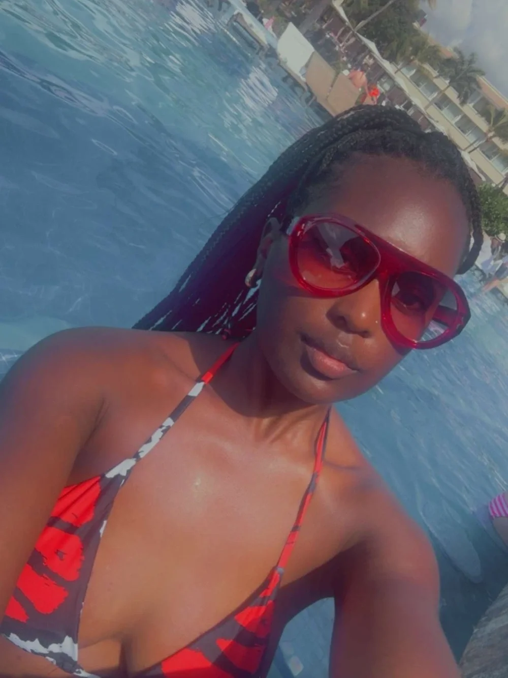 N/A vibrant tropical